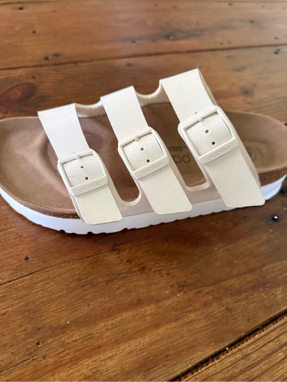Birkenstock Womens Cream Triple-Strap Sandal